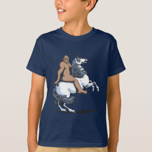 Bigfoot, der ein Einhorn reitet T-Shirt