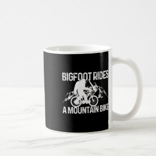 Bigfoot fährt ein Mountainbike Lustiges MTB-Fahrra Kaffeetasse