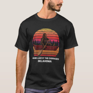 Bigfoot Fischen Lake Canoeing Grand Lake O' The Ch T-Shirt