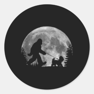 Bigfoot führt einen Hund lustige Yorkie-Liebhaber  Runder Aufkleber