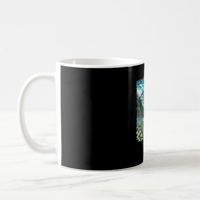 Bigfoot geht in Blumenfeld Wald Sasquatch Kaffeetasse (Links)