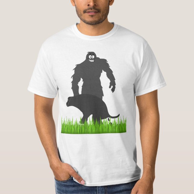 Bigfoot geht seinem Hund T-Shirt (Vorderseite)