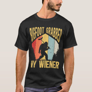 Bigfoot Grabbed Meine Dackel Funny Grillen Sasquat T-Shirt