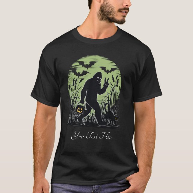 Bigfoot Halloween Green und Black Personalisiert T-Shirt (Vorderseite)