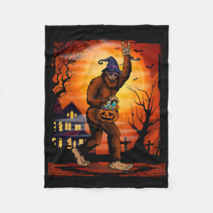 Bigfoot Halloween Trick oder Treat Rock auf Sasqua Fleecedecke