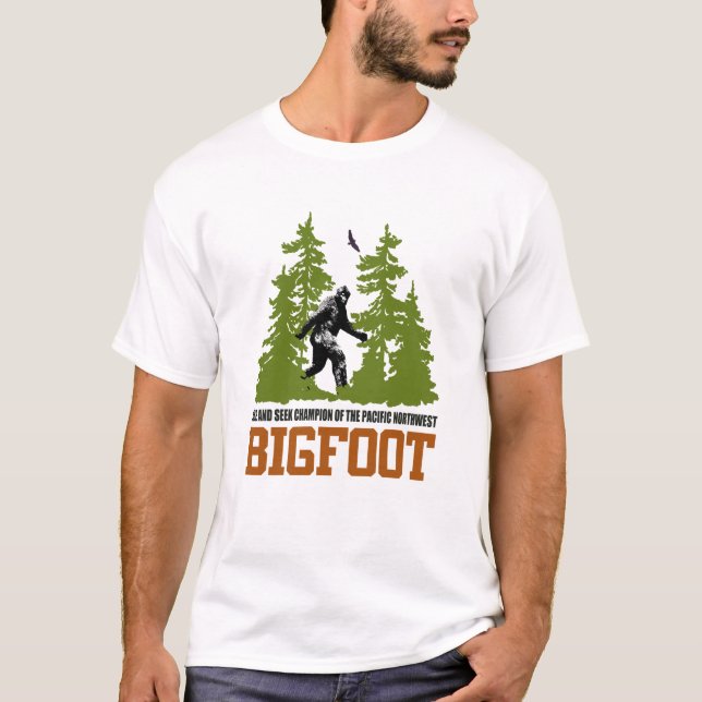 Bigfoot Hide und Seek Champion Pacific Nordwest T-Shirt (Vorderseite)