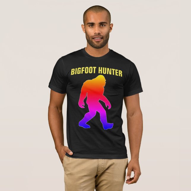 BIGFOOT HUNTER Schwarze T - Shirt (Vorne ganz)