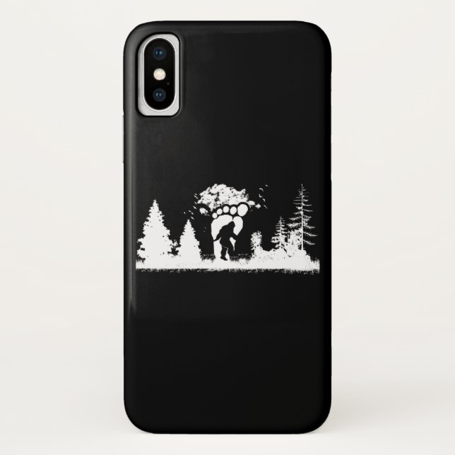 Bigfoot im Wald Sasquatch Yeti Case-Mate iPhone Hülle (Rückseite)
