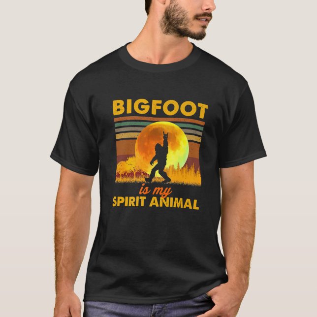 Bigfoot ist mein Geist Tierfuß im T-Shirt (Vorderseite)