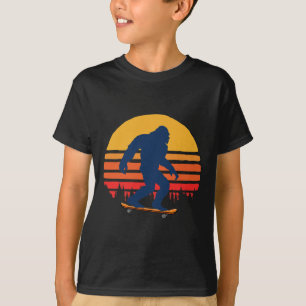 Bigfoot mit Longboard - Skateboarding 1 T-Shirt