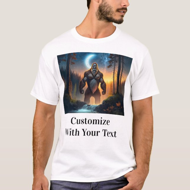 Bigfoot Night Woods Moon T-Shirt (Vorderseite)