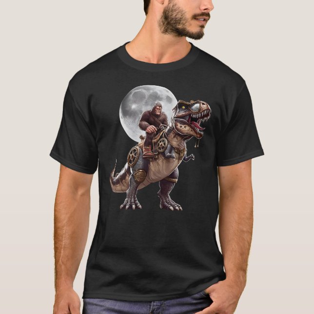 Bigfoot Riding Dinosaur Funny Sasquatch Full Moon T-Shirt (Vorderseite)
