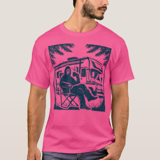Bigfoot Rv Motorhome Camping Sasquatch Campervan T-Shirt