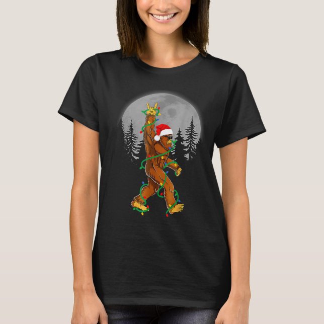 Bigfoot Santa Christmas Tree Lights Funny Xmas Sas T-Shirt (Vorderseite)