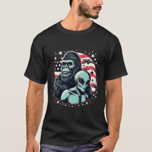 Bigfoot Sasquatch Alien Amp Bigfoot Usa Flaggen T-Shirt