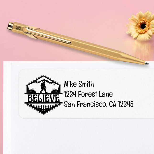 BigFoot Sasquatch Der sonnige Squatchy Forest Vint (Von Creator hochgeladen)