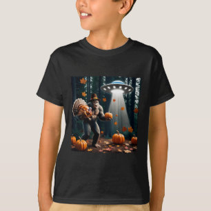 Bigfoot Sasquatch Turkey Ufos Funny Erntedank D T-Shirt