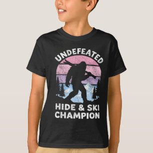 Bigfoot Skifahrer Hide And Ski Champion Unbesiegt T-Shirt