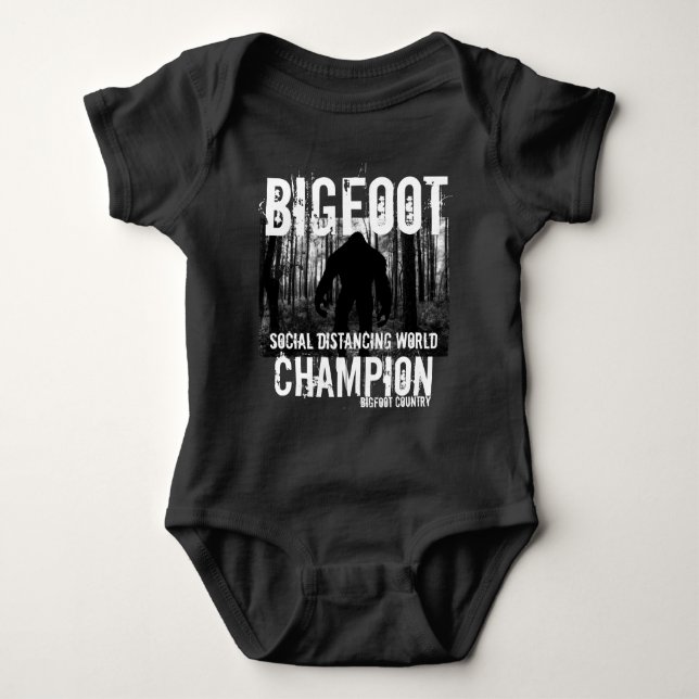 Bigfoot Social Distancing Champion Baby Strampler (Vorderseite)
