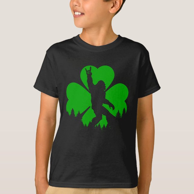 Bigfoot St. Patrick's Day T-Shirt (Vorderseite)