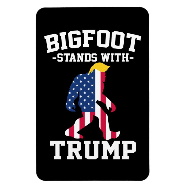 Bigfoot steht bei den Wahlen 2024 unter Trump Magnet (Vertikal)