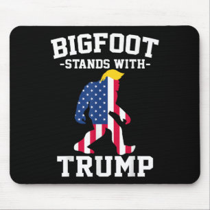Bigfoot steht bei den Wahlen 2024 unter Trump Mousepad