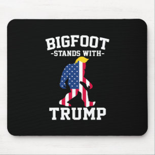 Bigfoot steht hinter den Trump-Wahlen Mousepad