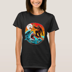 Bigfoot-Surfing-Pizza essender Hai-Angriff-Lustige T-Shirt