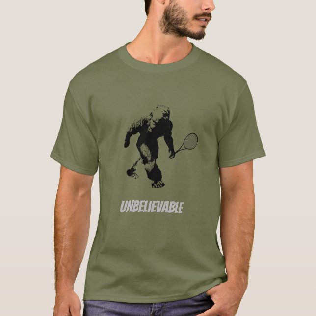 Bigfoot Tennis Player T-Shirt (Vorderseite)