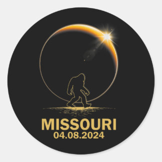 Bigfoot Total Solar Eclipse 4.08.2024 Missouri Runder Aufkleber