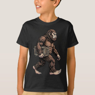 Bigfoot trägt Hühnerkiste Sasquatch Farm Humor T-Shirt