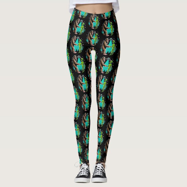 Bigfoot trifft Alien Leggings (Vorderseite)