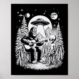 Bigfoot Ufo Alien am Lagerfeuer Natur Wandern Sa Poster