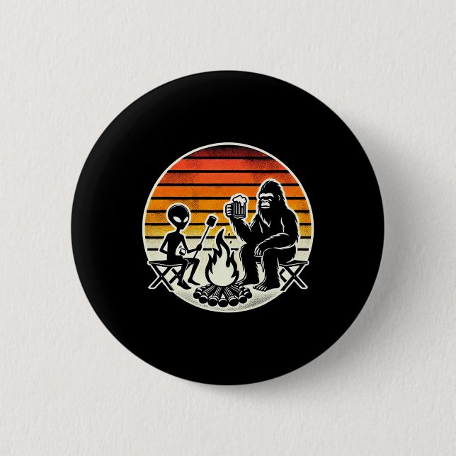 Bigfoot und Alien campen und trinken Bier  Button (Vorderseite)