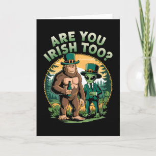 Bigfoot und Alien trinken Bier lustiger St. Patric Karte