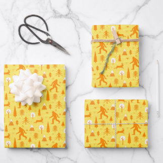 Bigfoot und Jackalope im Holzmuster YelOrg Geschenkpapier Set