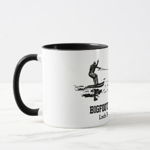 Bigfoot und Nessie Loch Ness Personalisierter Text Tasse