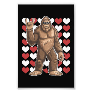 Bigfoot Valentinstag Funny Hearts Sasquatch Liebe Fotodruck
