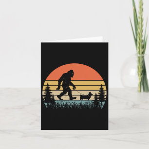 Bigfoot Walking Corgi Dog Funny Valentinstag Lov Karte