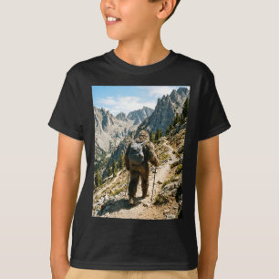 Bigfoot Wandern lustiger Sasquatch Rucksacktour T-Shirt