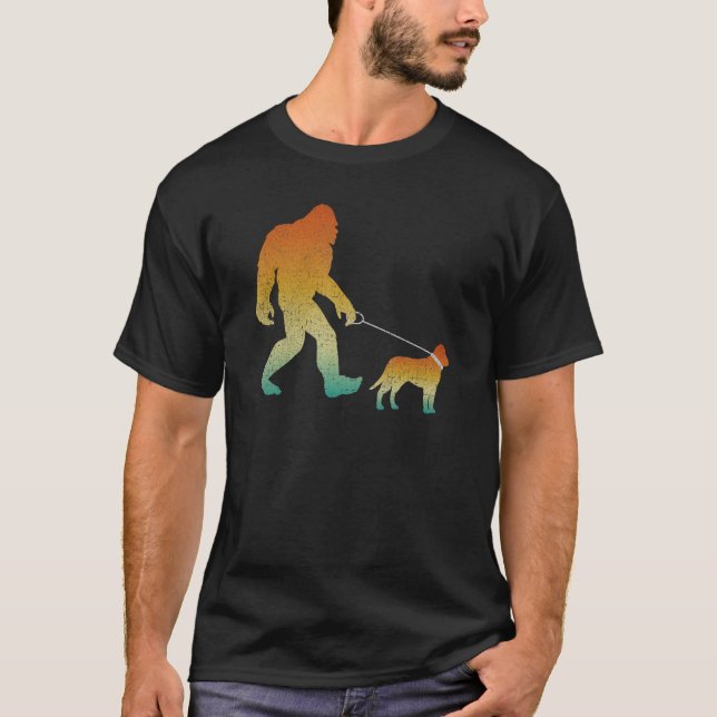 Bigfoot Wandern Rafeiro do Alentejo Funny Sasquatc T-Shirt (Vorderseite)