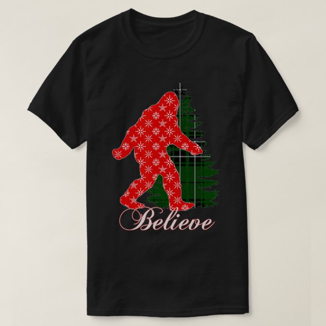 Bigfoot Yeti glaubt Red Snowflake Weihnachtsbaum T-Shirt (Design vorne)