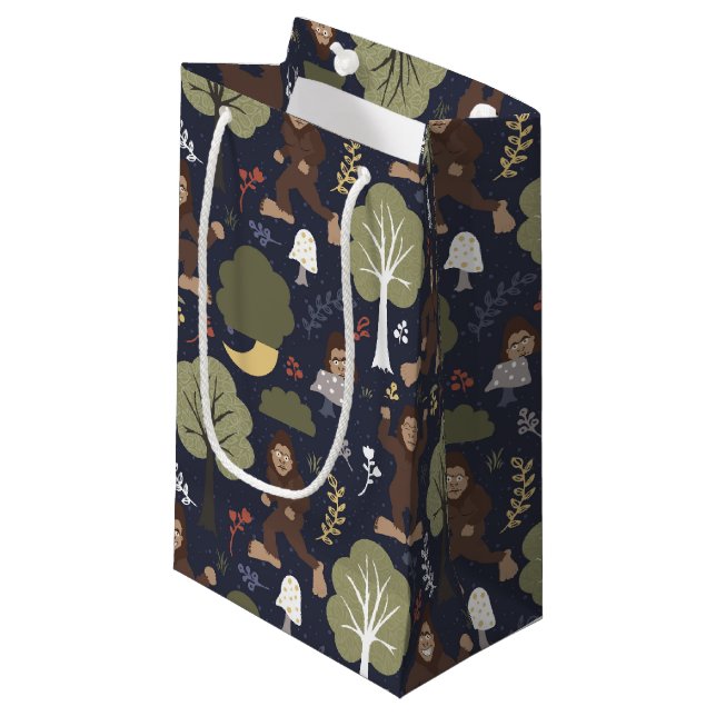 Bigfoots Mitternachtswaldabenteuer Kleine Geschenktüte (Vorderseite Schrägansicht)