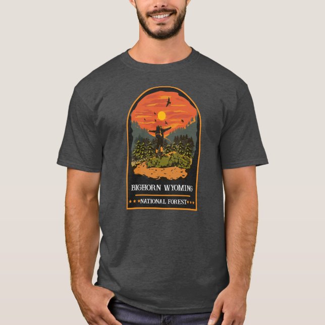 Bighorn Wyoming National Forest Camping T-Shirt (Vorderseite)