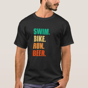 Bike-Run-Bier beim Schwimmen mit dem Fahrrad T-Shirt