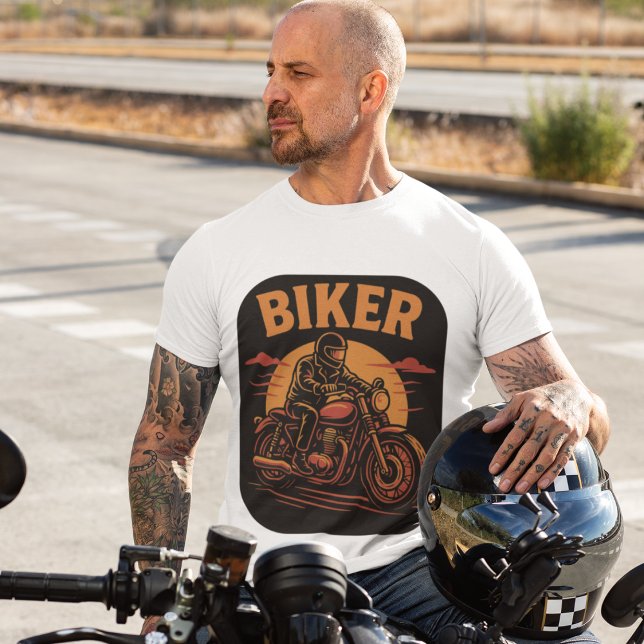 Biker stilvolle Motorradfahrer Illustration T-Shirt (Von Creator hochgeladen)