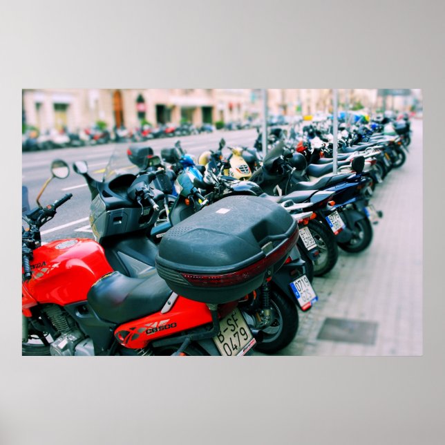 Bikers Row Barcelona, Spanien Poster (Vorne)