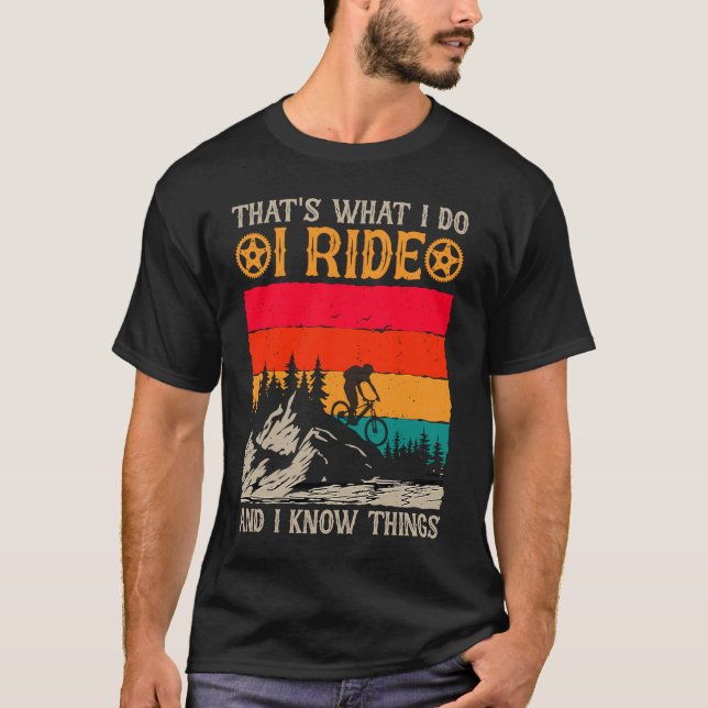 Biking and Cycling   17 T-Shirt (Vorderseite)