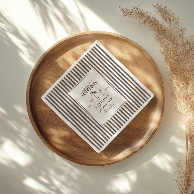 Bikinis and martinis Elegant vintage bachelorette Serviette (Von Creator hochgeladen)