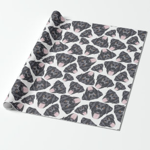 Bildnahtloses Muster schwarz Labrador Geschenkpapier